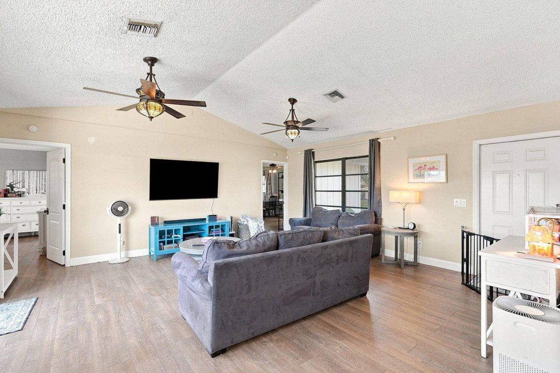 House in Lake Worth, Florida, United States 4 - 18945817
