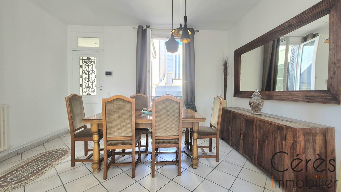 House in Les Lilas, Ile-de-France, France 5 - 18945428