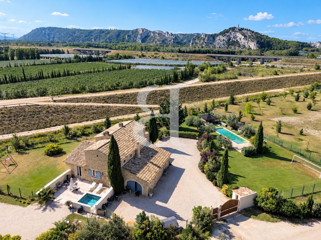 House in Cheval-Blanc, Provence-Alpes-Côte d'Azur, France 2 - 18945508