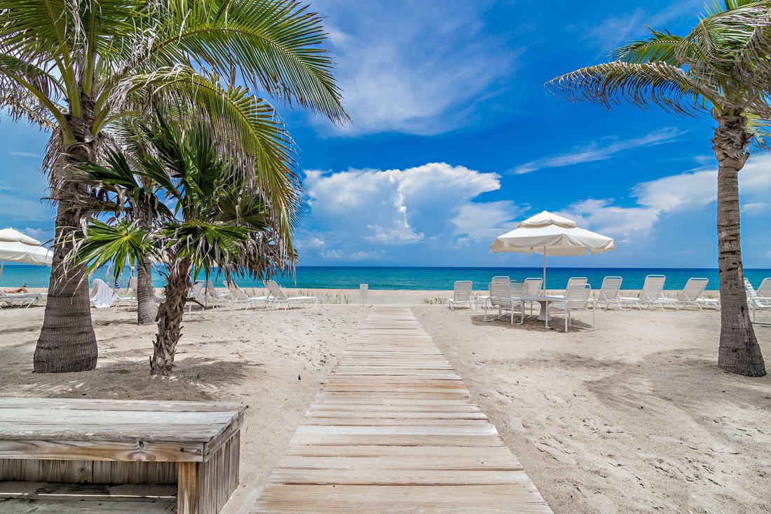 Condo in Palm Beach, Florida, United States 1 - 18945363