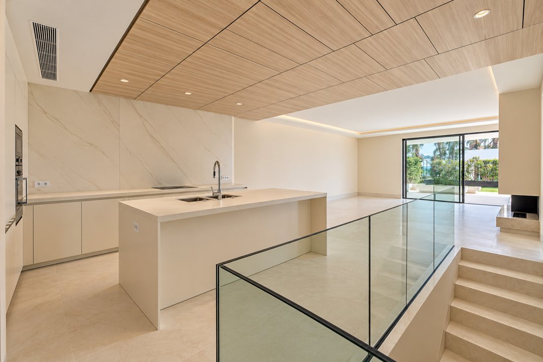 Apartment in Golden Mile, Andalusia, Spain 2 - 18466447