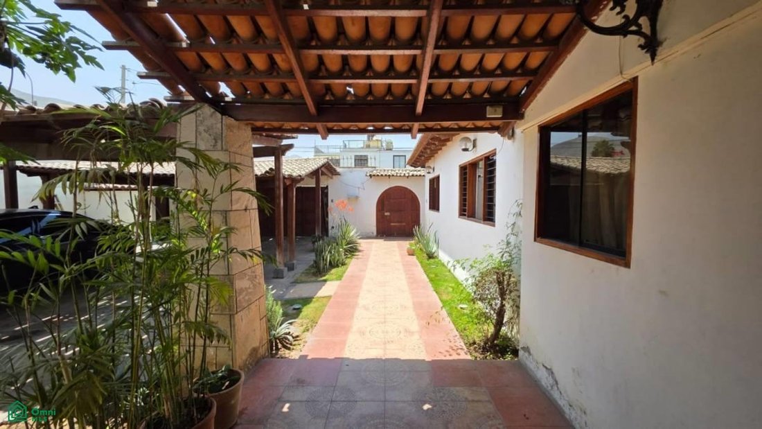 House in San Juan de Miraflores, Metropolitan Municipality of Lima, Peru 2 - 18945646