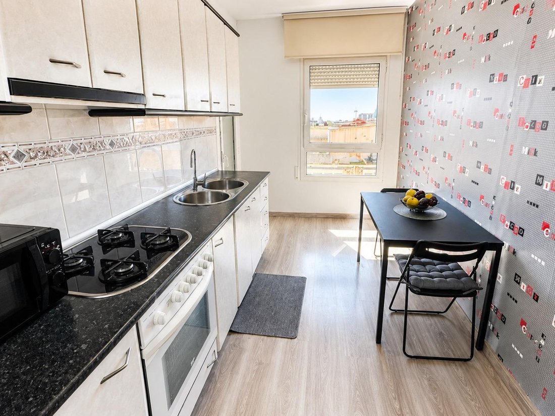 Apartment in la Barceloneta, Ciutat Vella, Barcelona 2 - 18946149