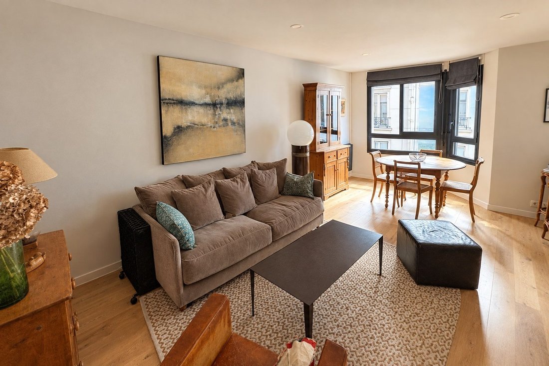Apartment in Hôtel de Ville-Planchette, Levallois-Perret, France 1 - 18945410