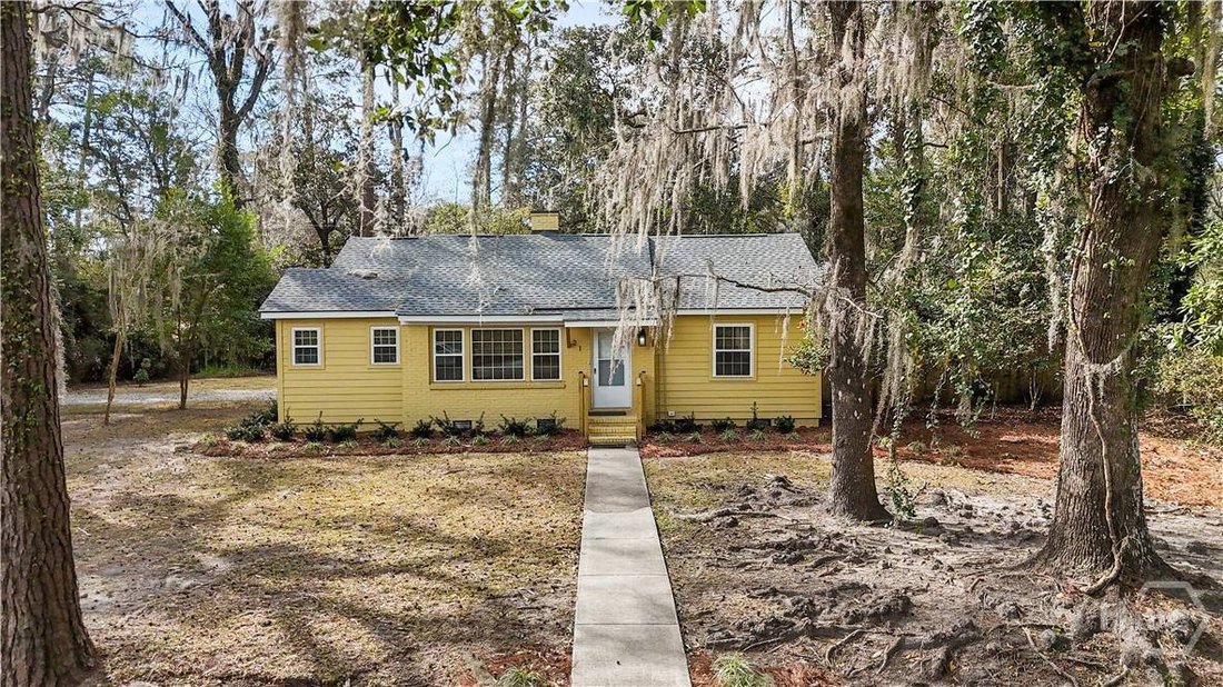 House in Savannah, Georgia, United States 1 - 18945672