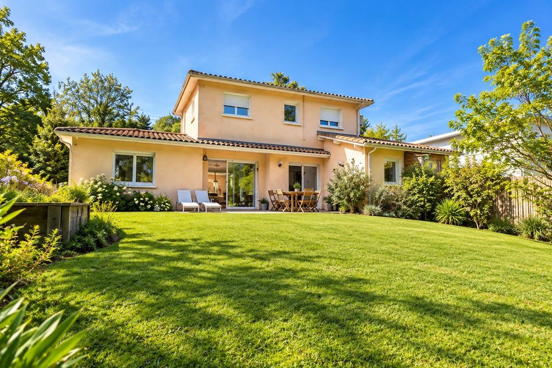 Villa in Biarritz, Nouvelle-Aquitaine, France 1 - 18945501