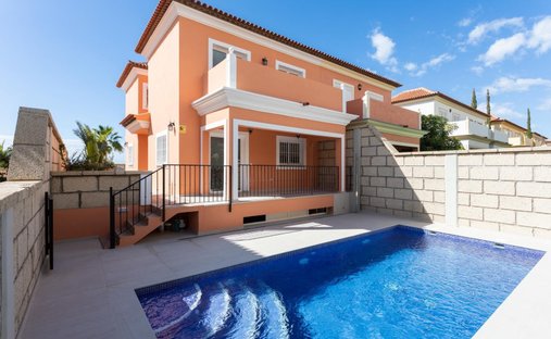 Villa in Costa Adeje, Adeje, Canary Islands 1