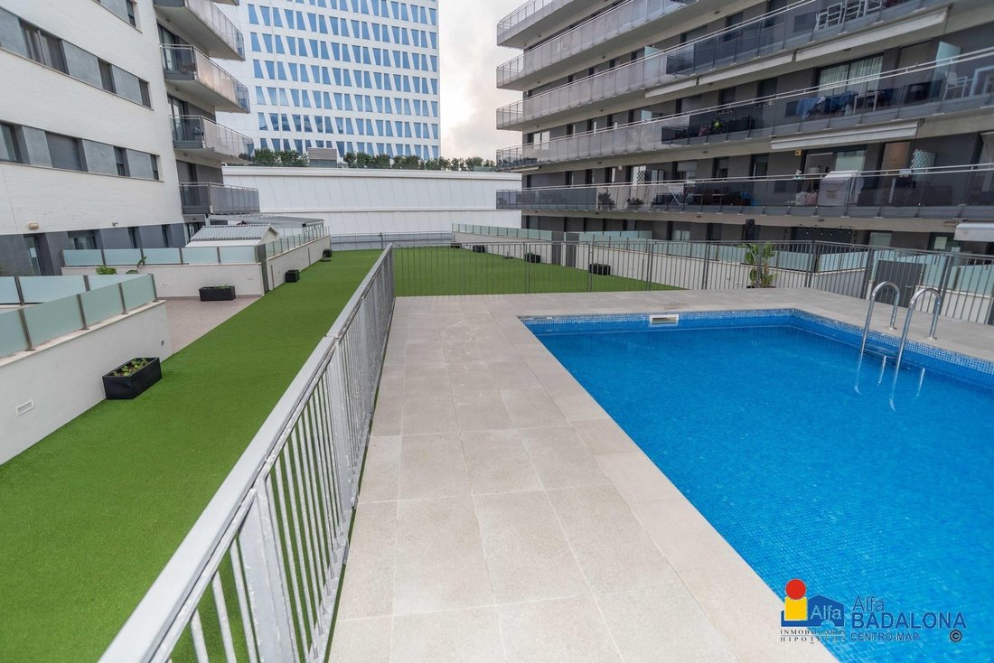 Apartment in Districte 5, Badalona, Spain 4 - 18945915
