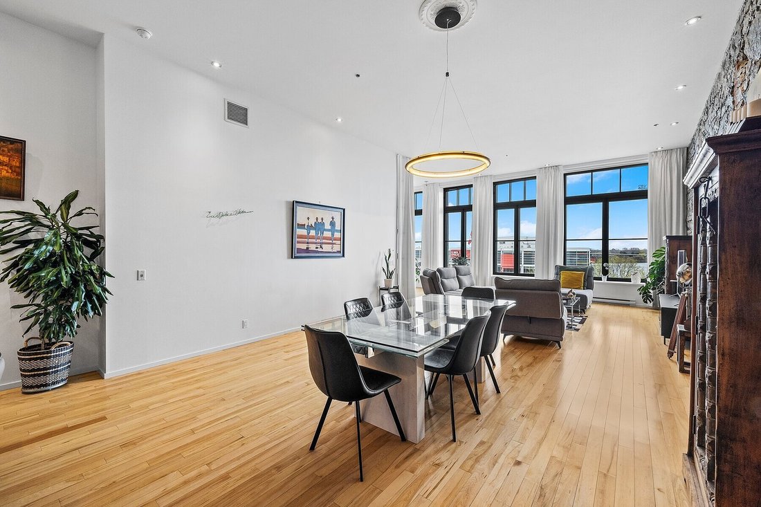 Condo in Montreal, Quebec, Canada 3 - 18945579
