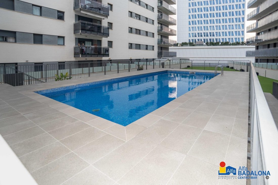 Apartment in Districte 5, Badalona, Spain 5 - 18945915