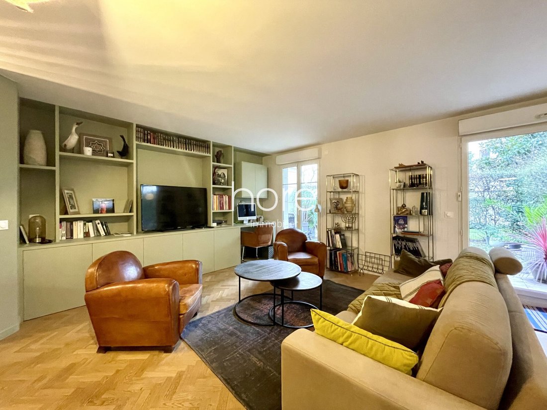 Apartment in Chedal Anglay, La Garenne-Colombes, France 2 - 18945429