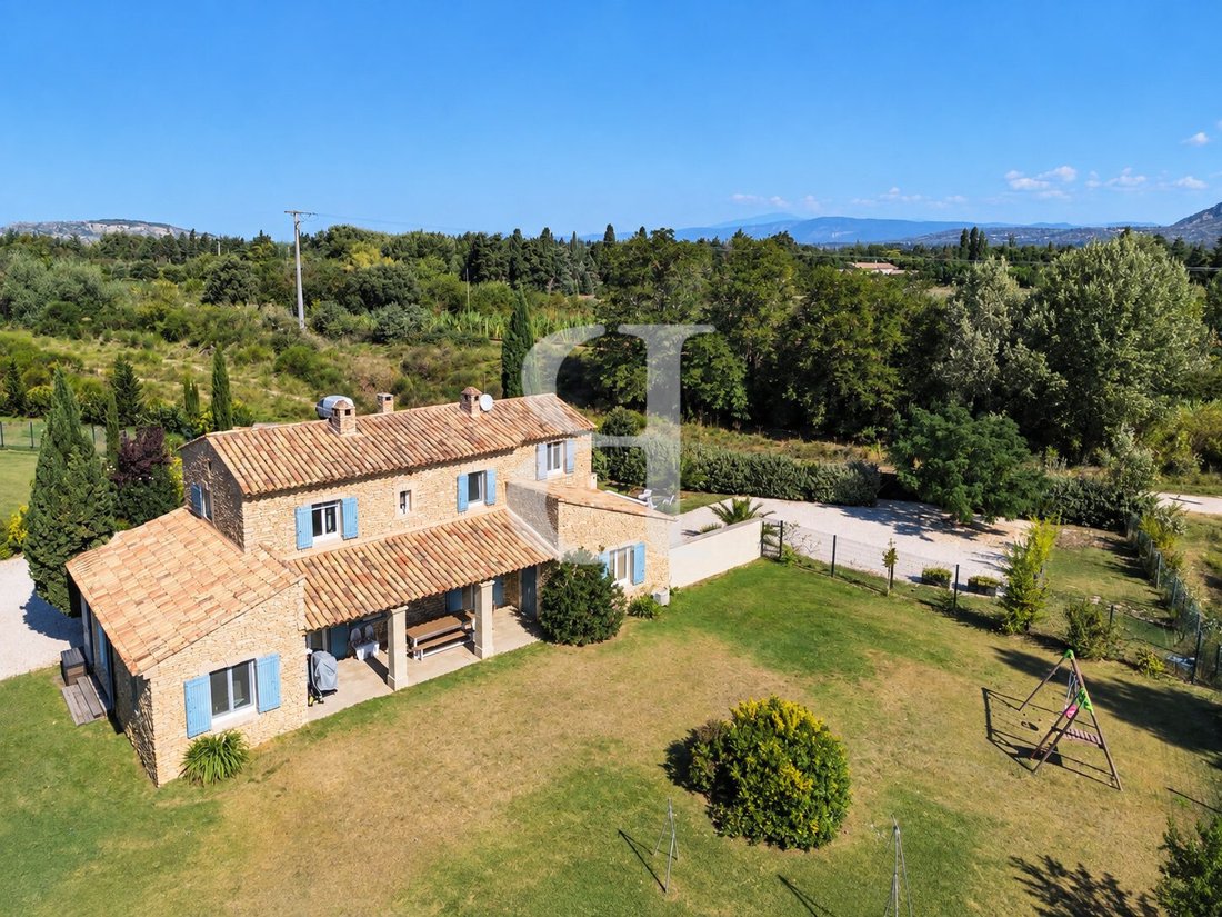 House in Cheval-Blanc, Provence-Alpes-Côte d'Azur, France 4 - 18945508
