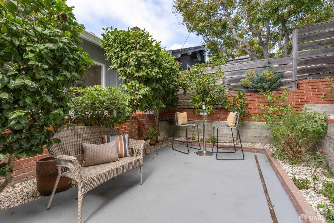 House in Oakland, California, United States 3 - 18945895