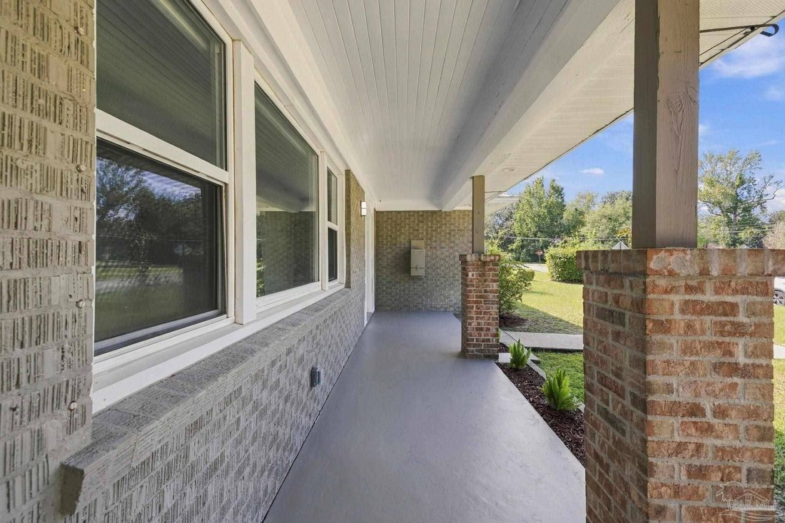 House in Pensacola, Florida, United States 4 - 18945928