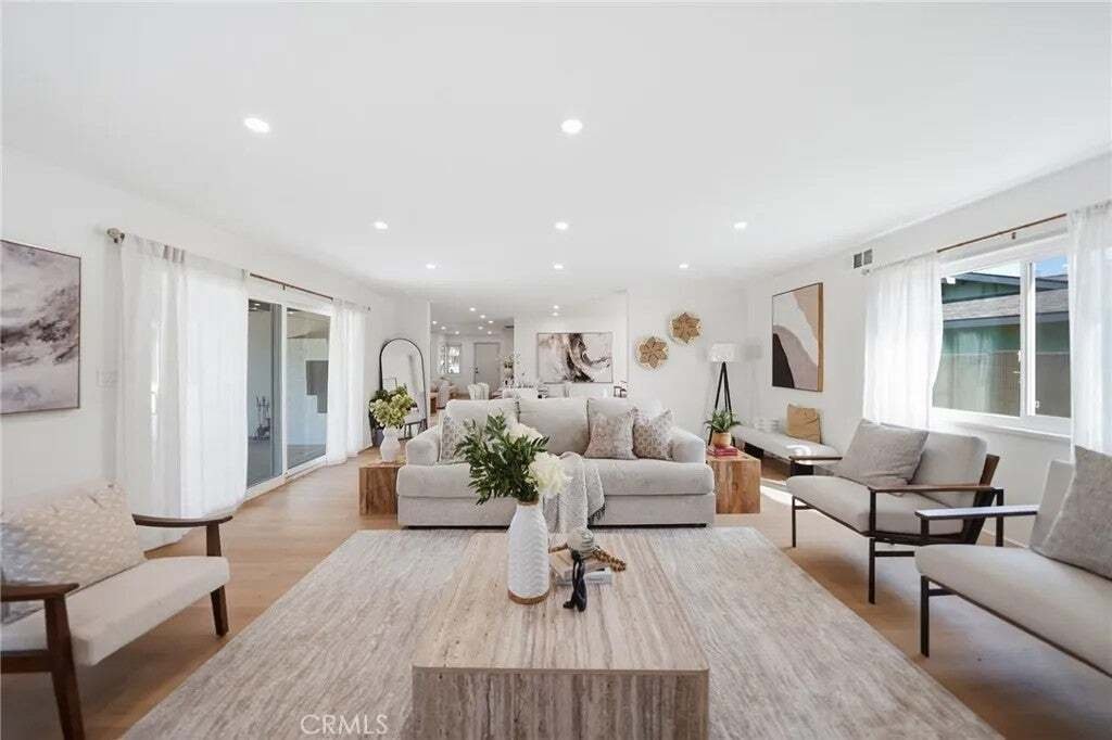 House in Garden Grove, California, United States 1 - 18946144