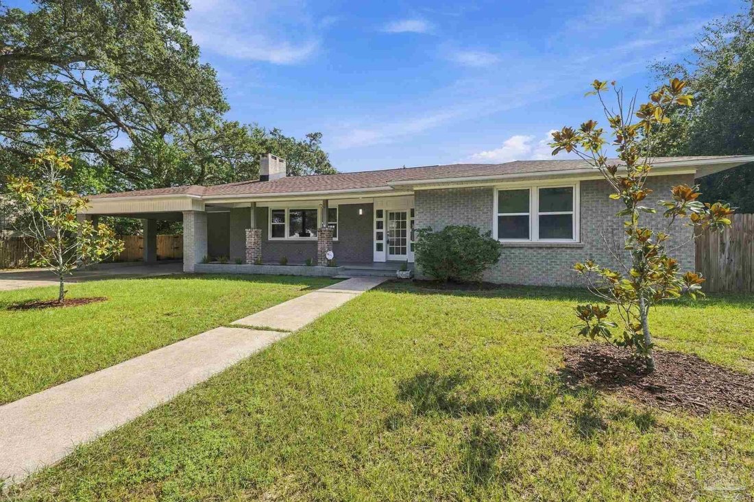 House in Pensacola, Florida, United States 1 - 18945928