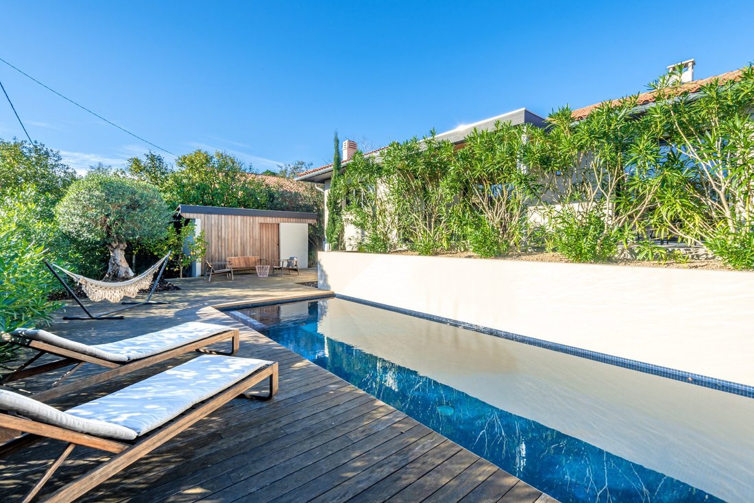 House in Biarritz, Nouvelle-Aquitaine, France 2 - 18945511
