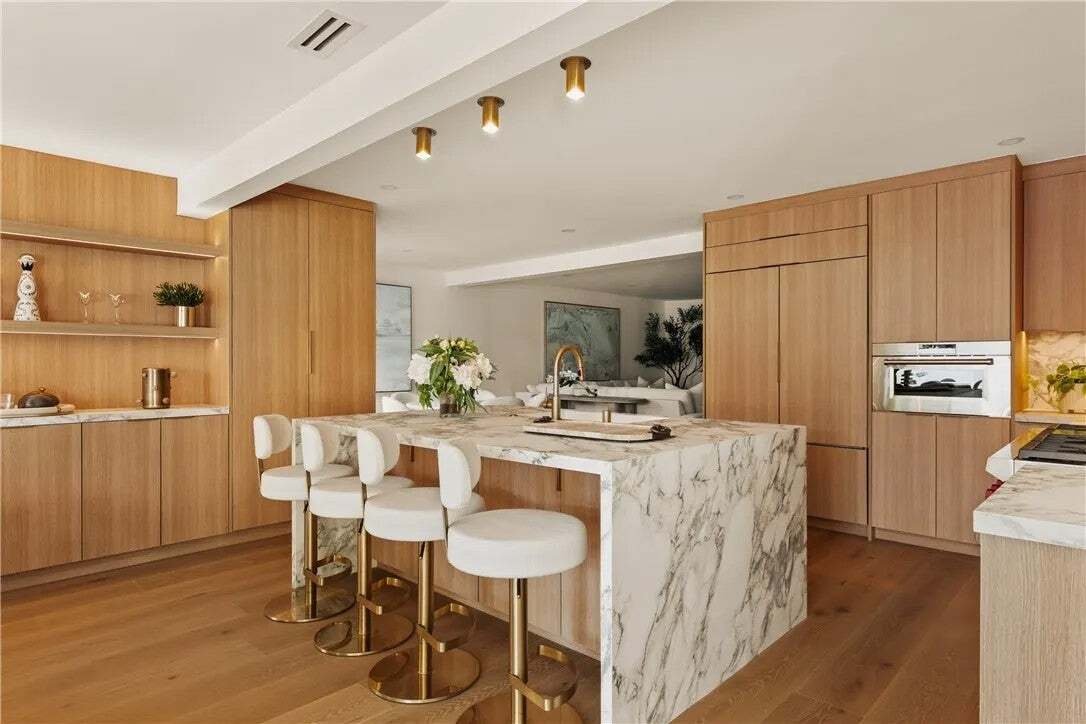 Condo in Newport Beach, California, United States 3 - 18946135