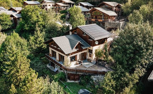 Chalet in Sainte-Foy-Tarentaise, Auvergne-Rhône-Alpes, France 1