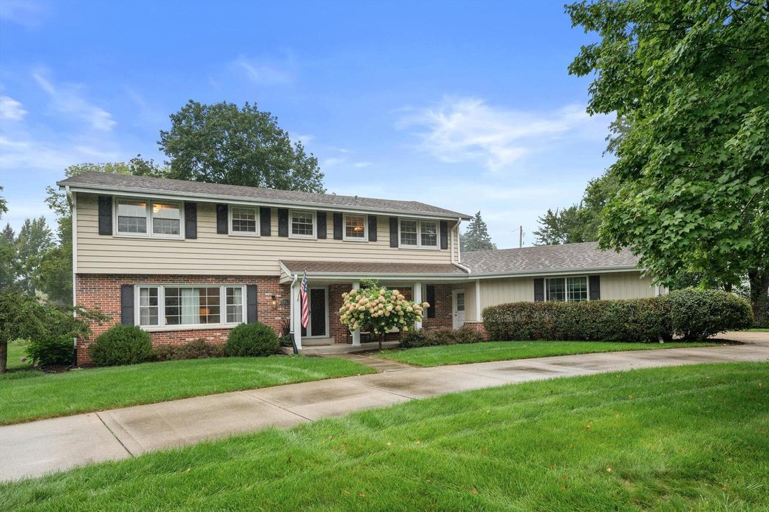 House in Brookfield, Wisconsin, United States 4 - 18945683