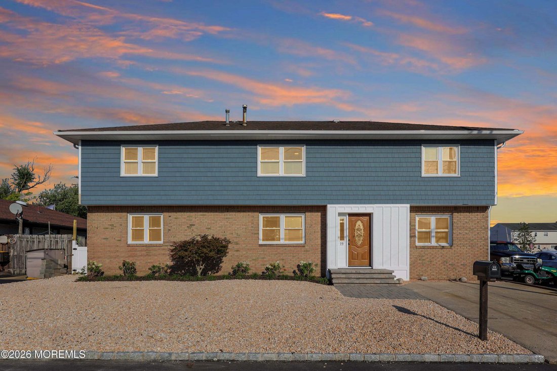 House in Brick Township, New Jersey, United States 1 - 18945670