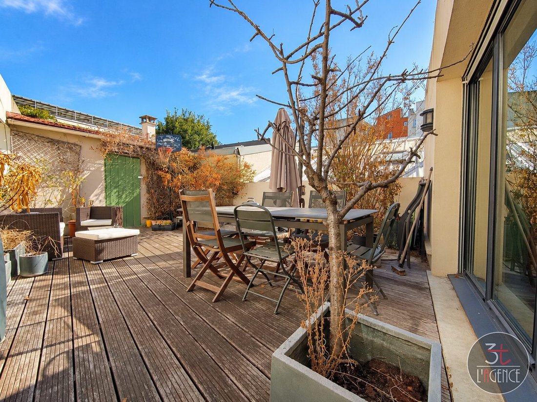 House in Arrondissement of Bobigny, Ile-de-France, France 1 - 16941962