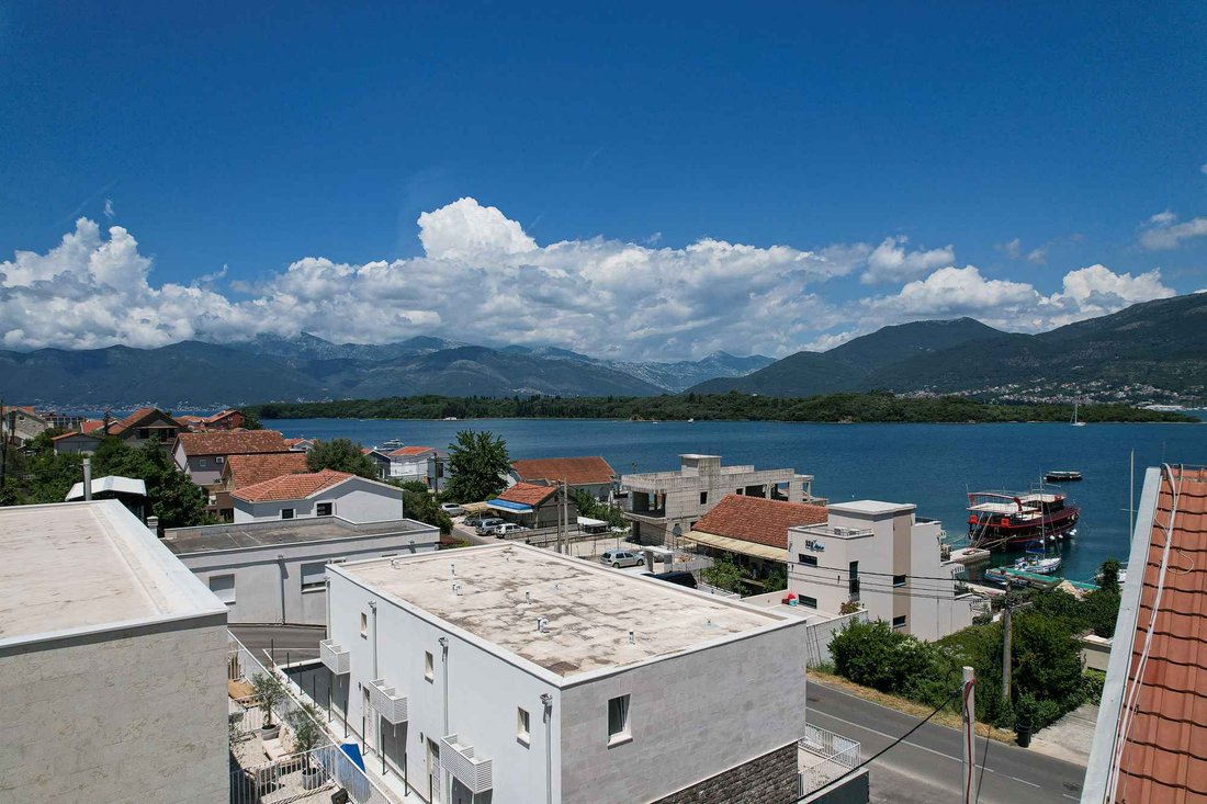 House in Đuraševići, Tivat Municipality, Montenegro 1 - 18429743