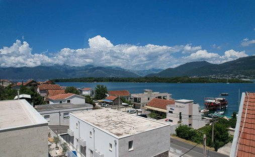 House in Đuraševići, Tivat Municipality, Montenegro 1