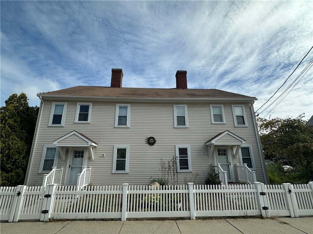 Lincoln, Rhode Island, United States 1 - 18945703