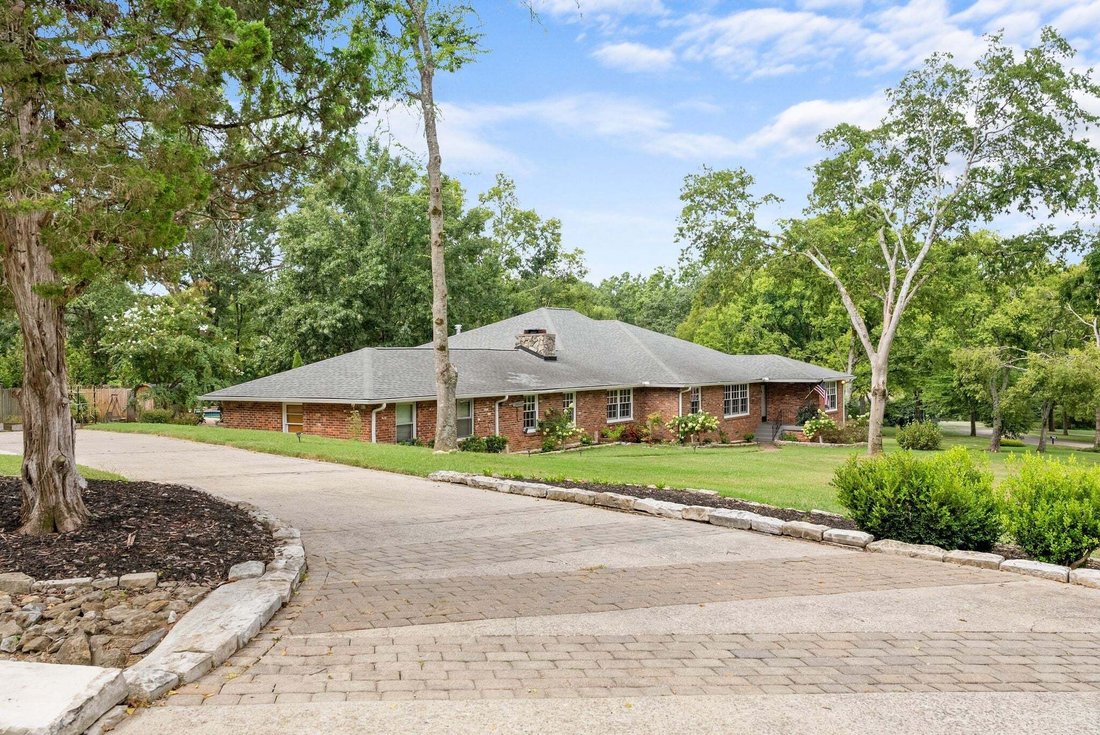 House in Nashville, Tennessee, United States 2 - 18946096