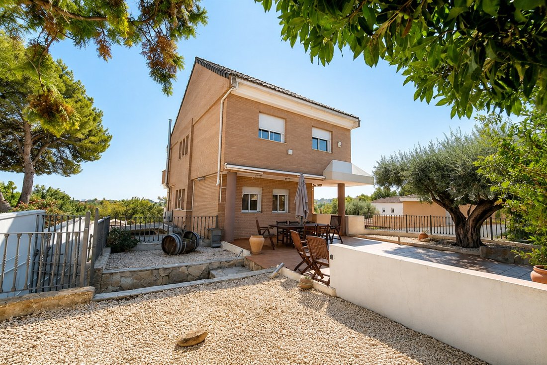 House in Naquera / Naquera, Valencian Community, Spain 1 - 18945957