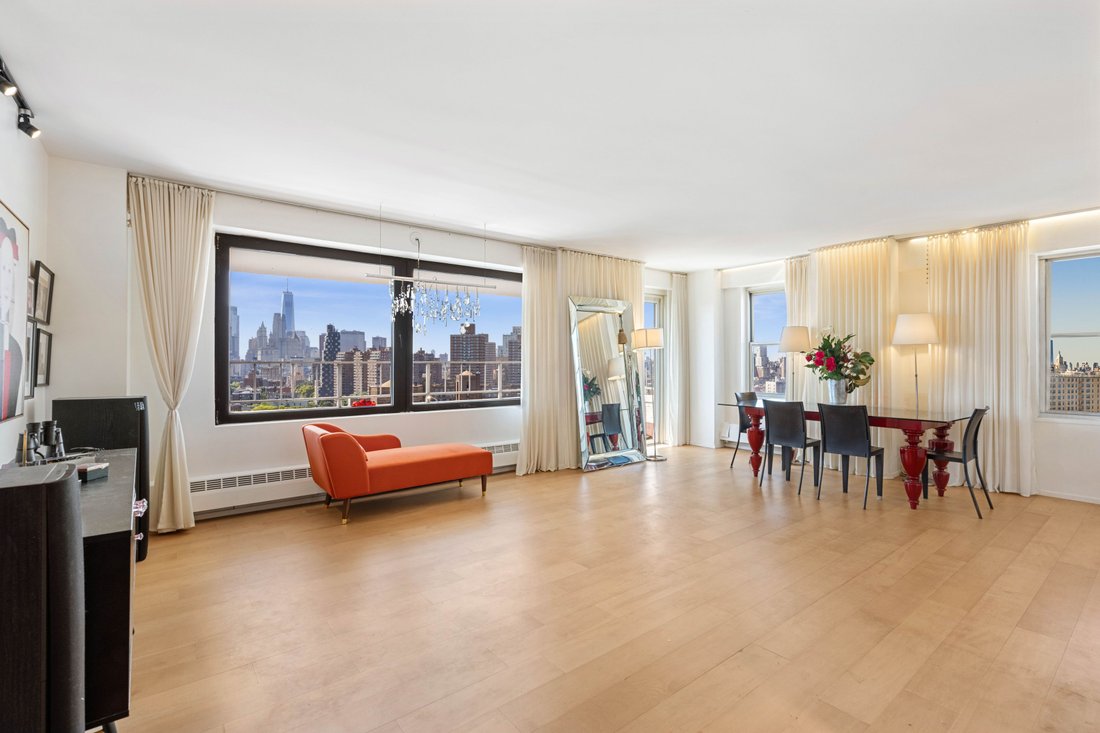 Co Op in New York, New York, United States 3 - 18945379