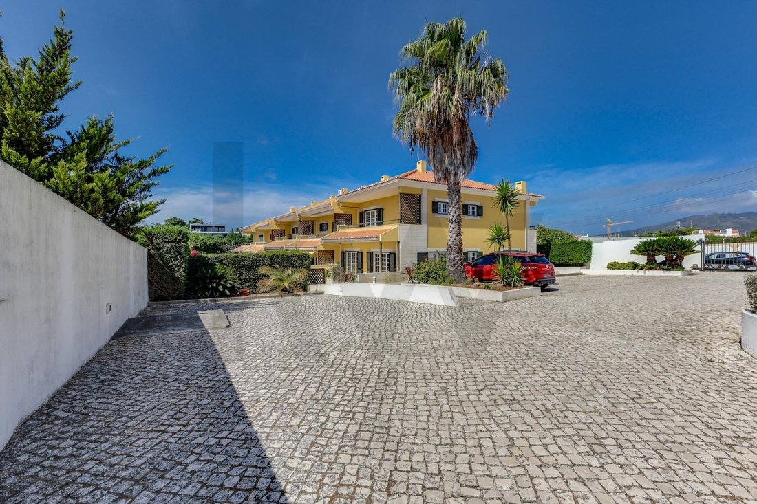 Townhouse in Cascais e Estoril, Lisbon, Portugal 5 - 18946194
