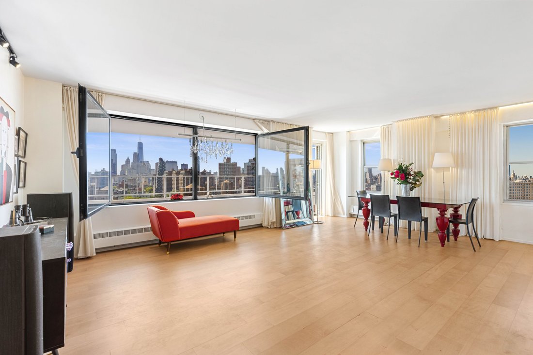 Co Op in New York, New York, United States 1 - 18945379