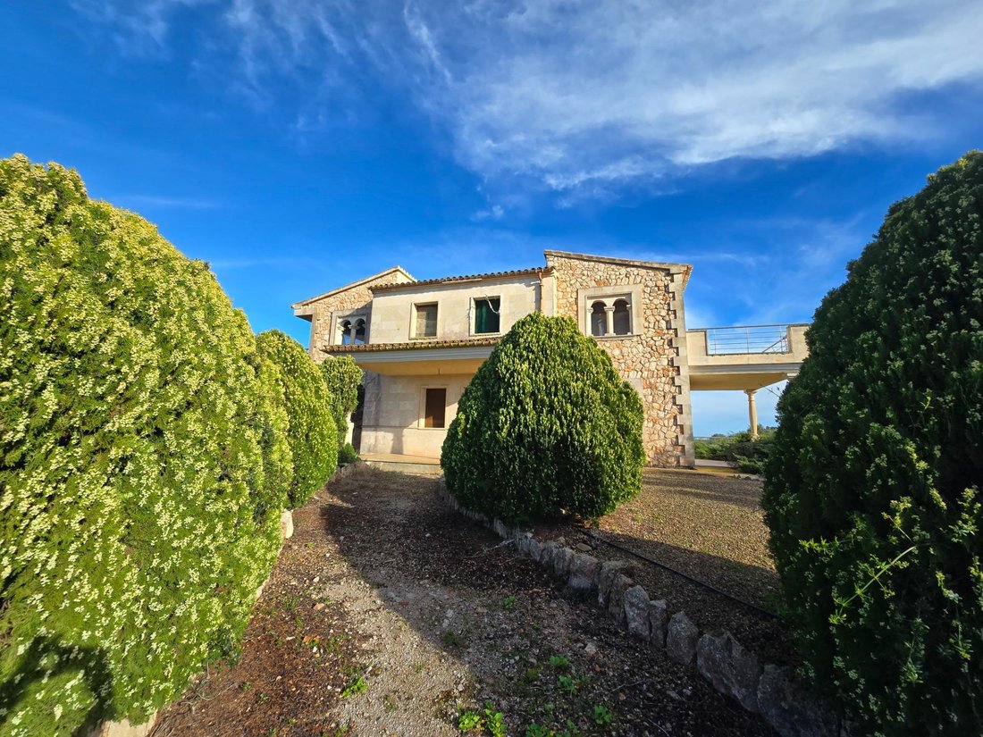 Villa in Felanitx, Balearic Islands, Spain 3 - 18946168