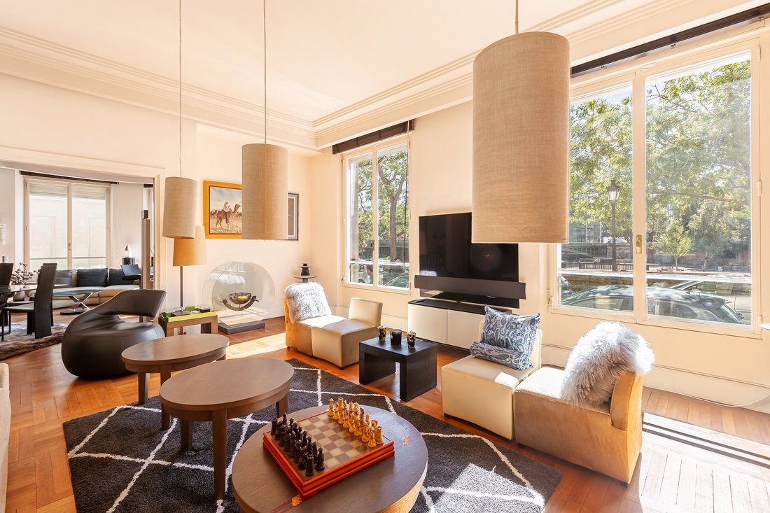 Apartment in Saint Gervais, Paris 4e Arrondissement, Paris 2 - 18945377