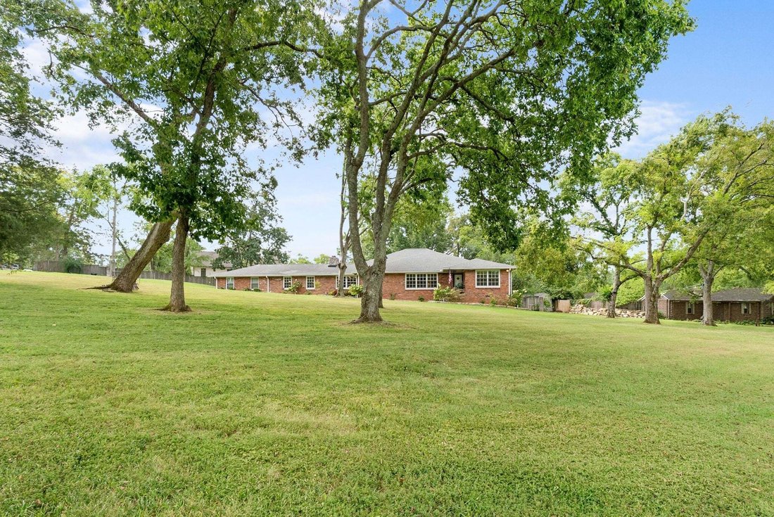 House in Nashville, Tennessee, United States 4 - 18946096