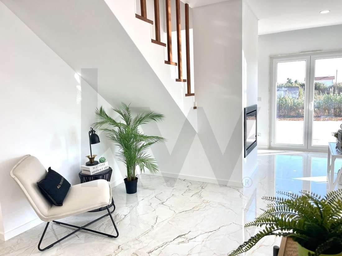 Townhouse in Encarnacao, Lisbon, Portugal 1 - 18945669