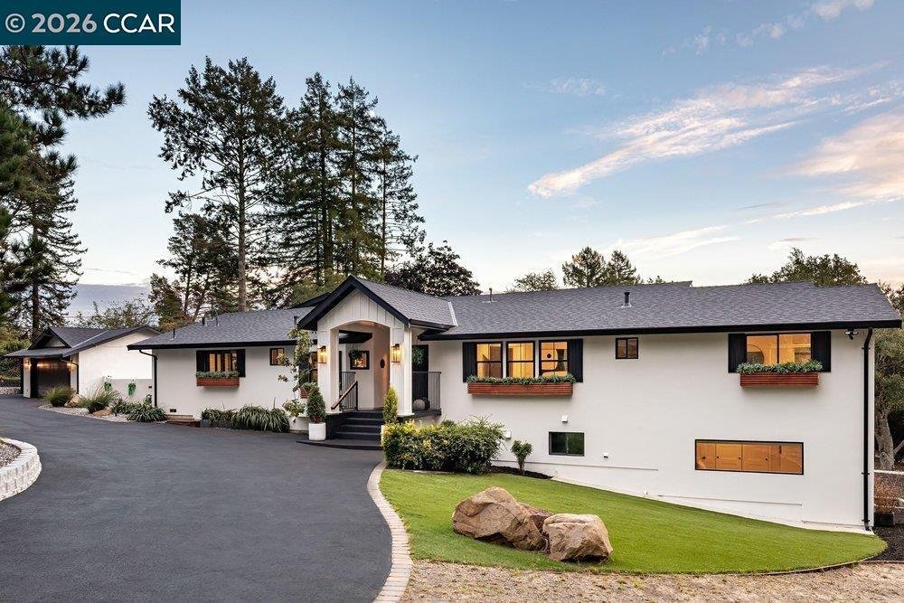 House in Oakland, California, United States 1 - 18945805