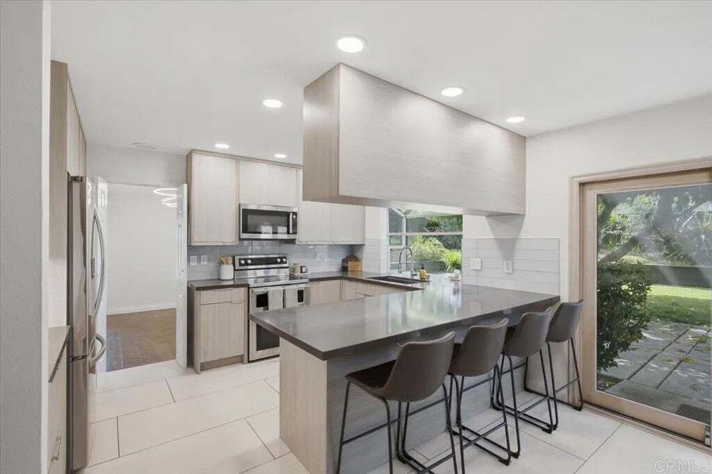 House in Encinitas, California, United States 5 - 18946102