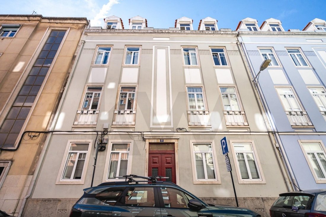 Apartment in Campo de Ourique, Lisbon, Portugal 1 - 18946028