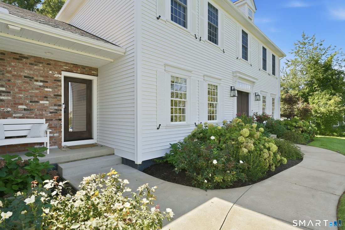 House in Suffield, Connecticut, United States 5 - 18945639