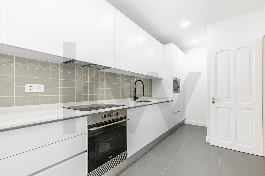 Apartment in Arroios, Lisbon, Portugal 1 - 18946031