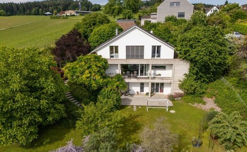 House in Hagenbuch, Canton of Zurich, Switzerland 1