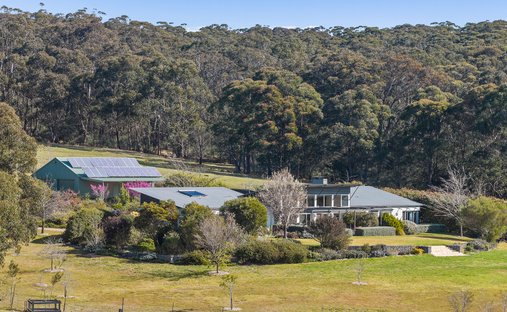 House in Tallong, New South Wales, Australia 1