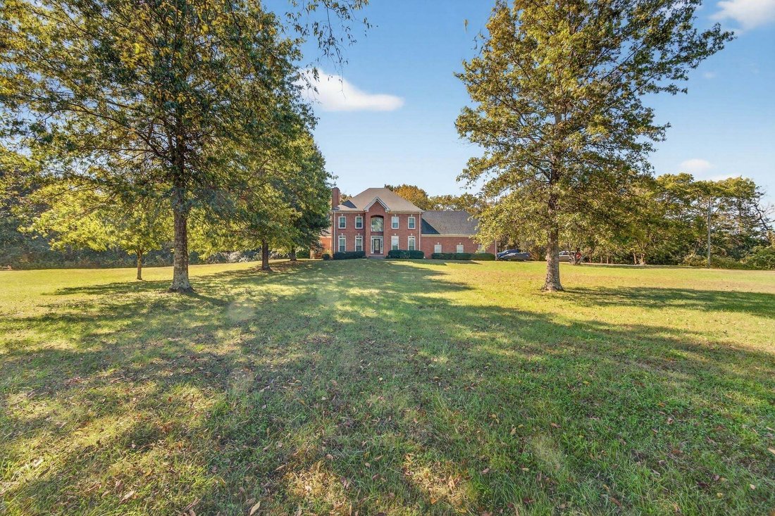 House in Forest Hills, Tennessee, United States 1 - 18946087