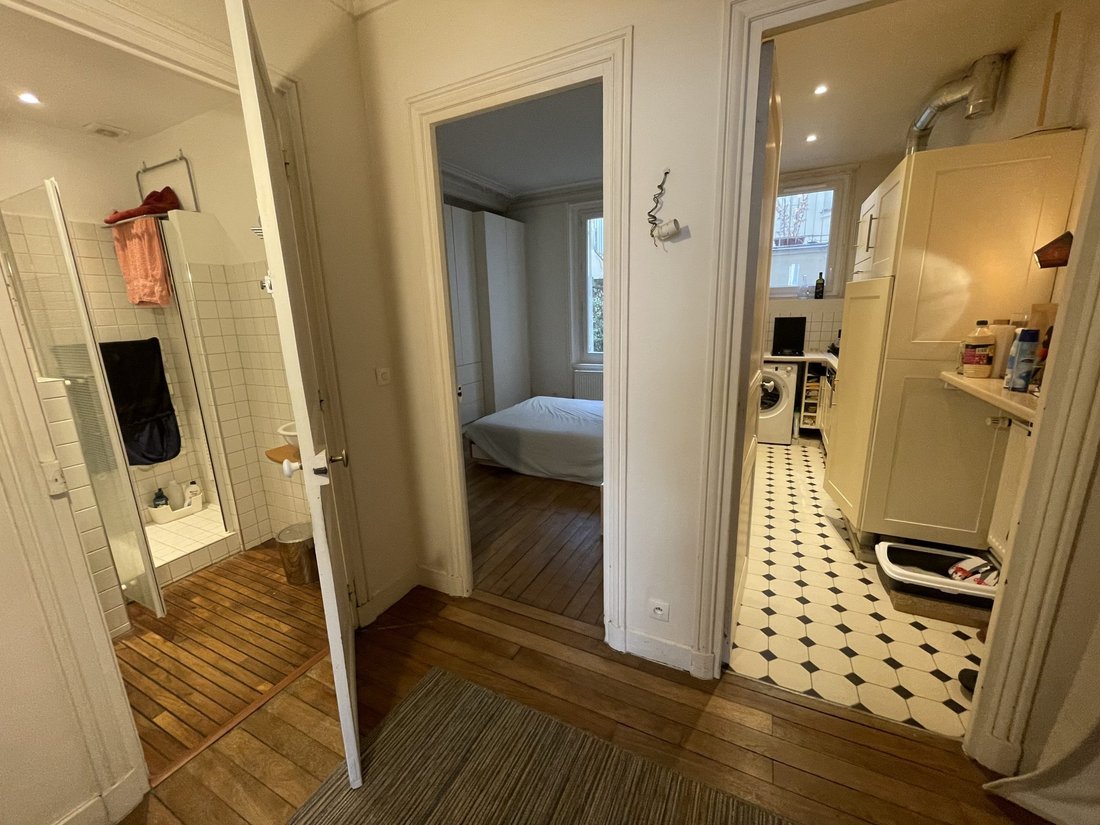 Apartment in Louis Blanc-Aqueduc, Paris 10e Arrondissement, Paris 3 - 18936387