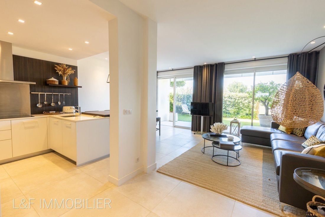Apartment in Saint-Cyr-sur-Mer, Provence-Alpes-Côte d'Azur, France 4 - 18945484