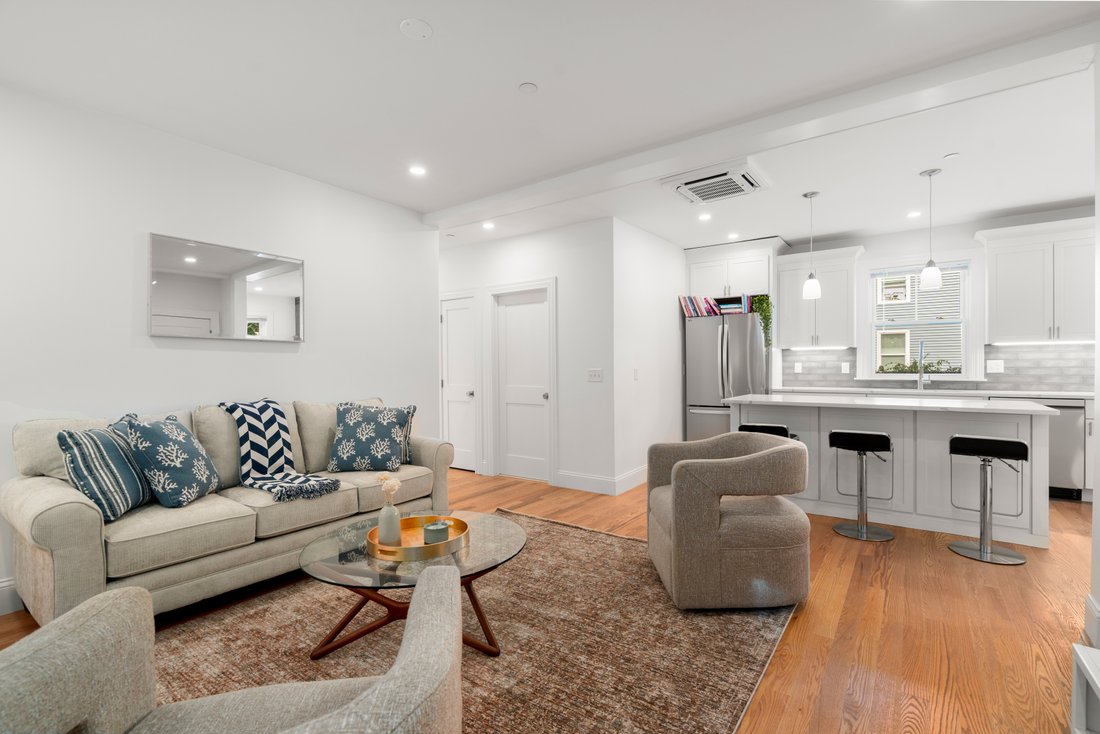Condo in Boston, Massachusetts, United States 5 - 18945581