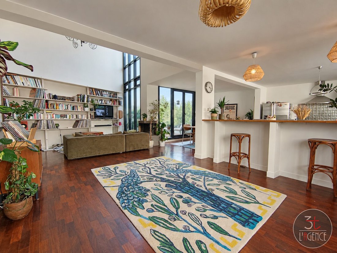 House in Arrondissement of Bobigny, Ile-de-France, France 3 - 16941962